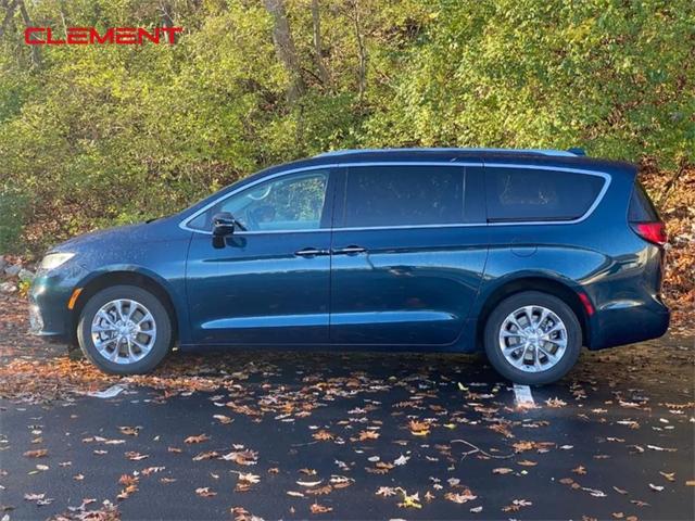 2021 Chrysler Pacifica Touring L AWD