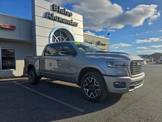 2025 RAM Ram 1500 RAM 1500 LARAMIE CREW CAB 4X4 57 BOX