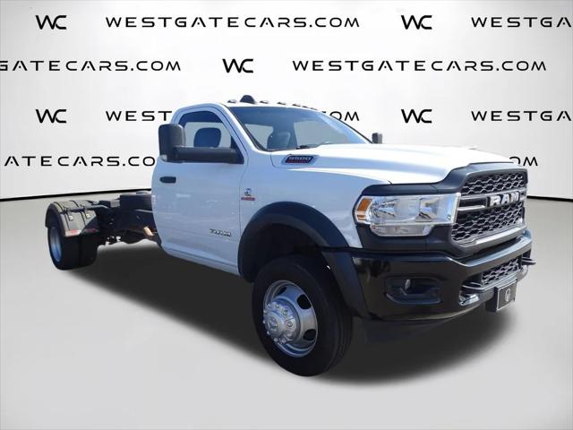 2022 RAM 5500 Chassis Tradesman/SLT