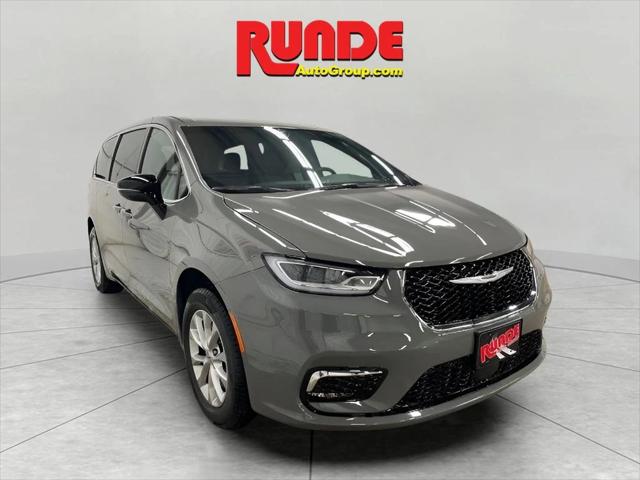 2025 Chrysler Pacifica PACIFICA SELECT AWD