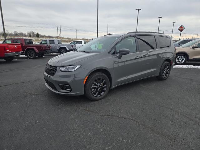 2021 Chrysler Pacifica Touring L AWD