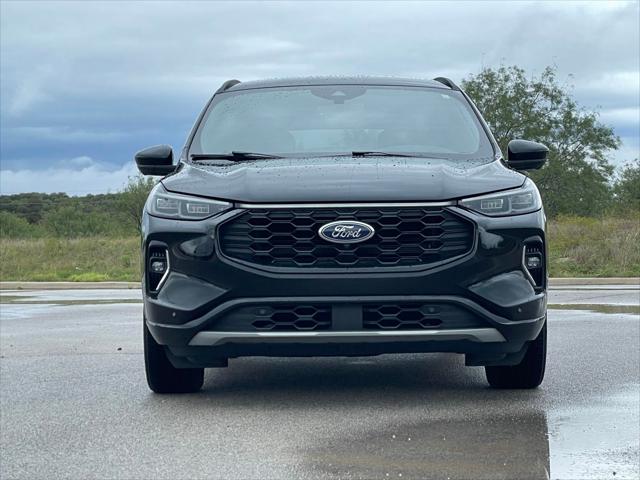 2023 Ford Escape ST-Line Elite