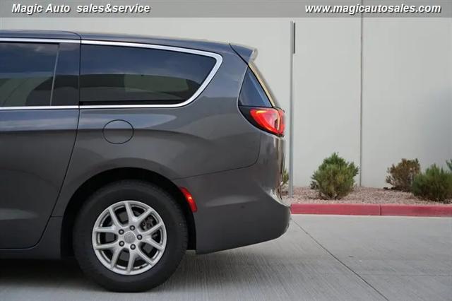 2020 Chrysler Pacifica Touring