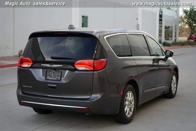2020 Chrysler Pacifica Touring