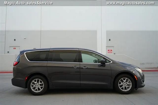 2020 Chrysler Pacifica Touring