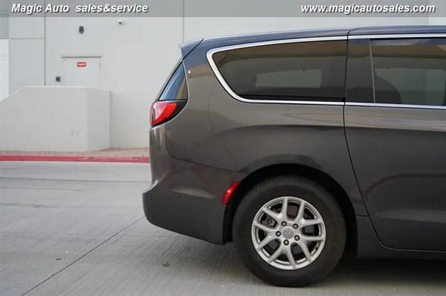 2020 Chrysler Pacifica Touring