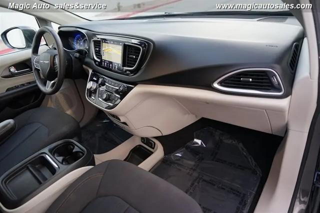 2020 Chrysler Pacifica Touring