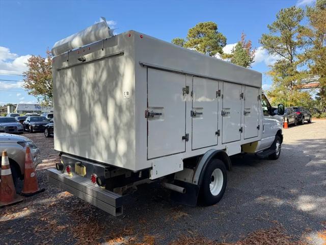 2017 Ford E-450 Cutaway E-450