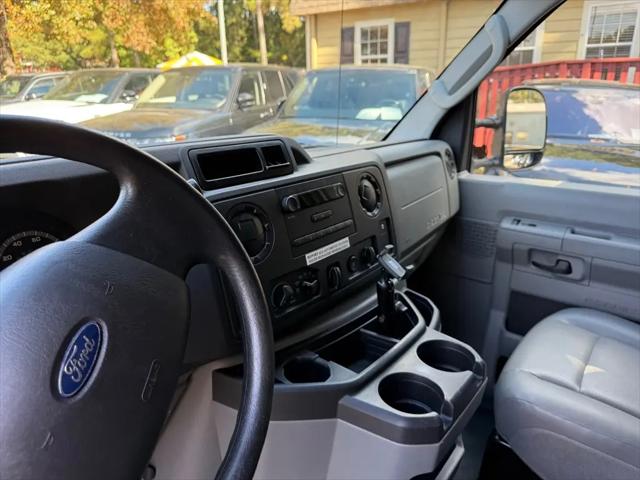 2017 Ford E-450 Cutaway E-450