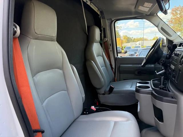 2017 Ford E-450 Cutaway E-450