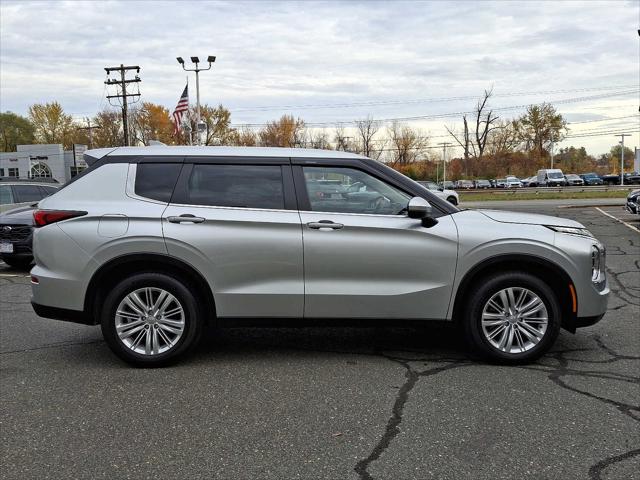 2023 Mitsubishi Outlander ES 2.5 S-AWC