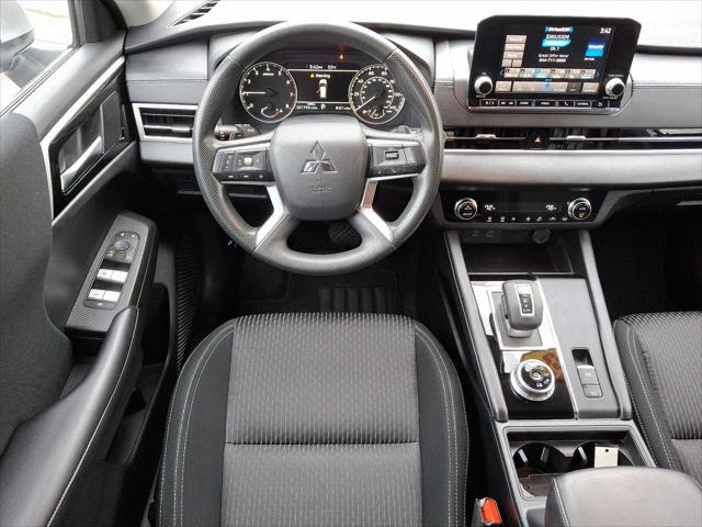 2023 Mitsubishi Outlander ES 2.5 S-AWC