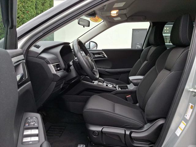 2023 Mitsubishi Outlander ES 2.5 S-AWC