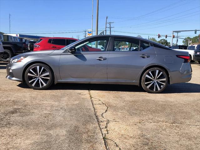 2021 Nissan Altima SR FWD