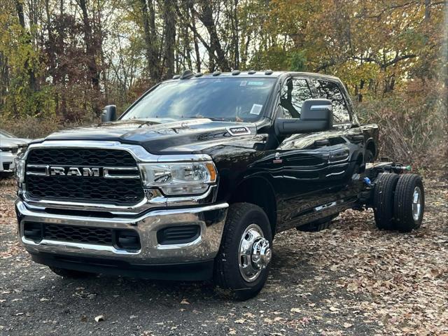 2024 RAM 3500 Chassis Tradesman/SLT/Laramie/Limited