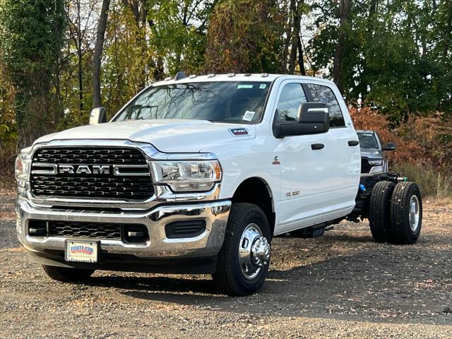 2023 RAM 3500 Chassis Tradesman/SLT/Laramie/Limited