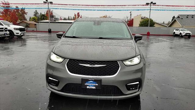 2022 Chrysler Pacifica Hybrid Touring L 2022 Chrysler Pacifica Hybrid Touring L