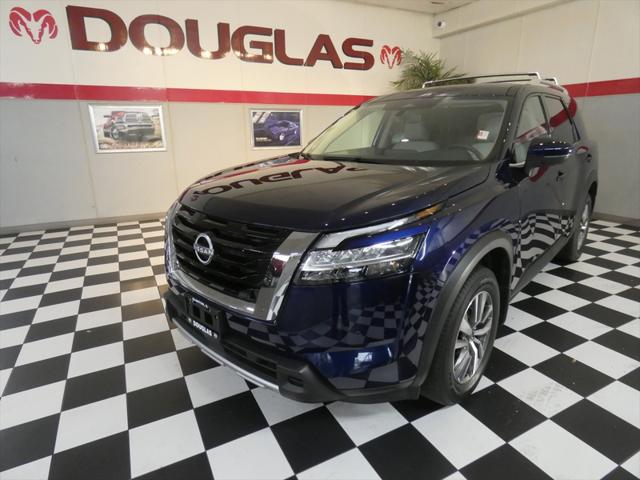 2023 Nissan Pathfinder SL 4WD