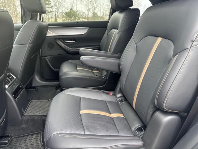 2025 Mazda X-90 Premium Plus Package