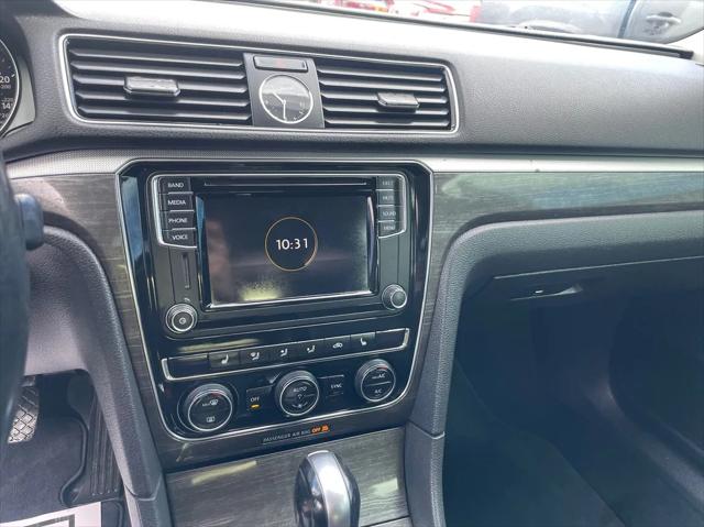2017 Volkswagen Passat 1.8T SE