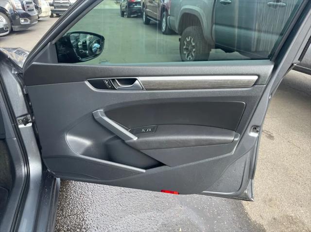 2017 Volkswagen Passat 1.8T SE