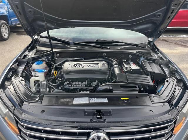 2017 Volkswagen Passat 1.8T SE