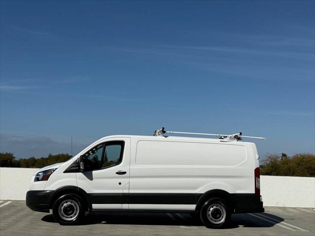 2015 Ford Transit 150 3dr SWB Low Roof Cargo Van w/60/40 Passenger Side Doors