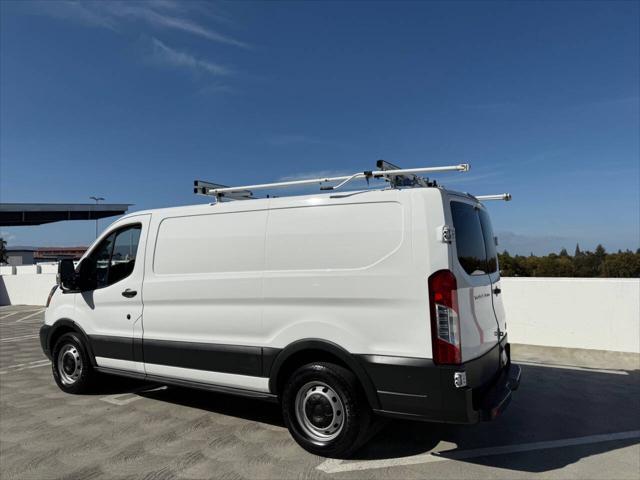 2015 Ford Transit 150 3dr SWB Low Roof Cargo Van w/60/40 Passenger Side Doors
