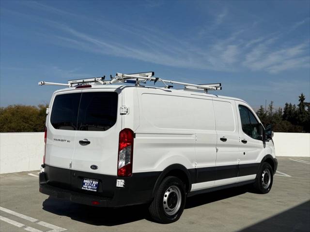 2015 Ford Transit 150 3dr SWB Low Roof Cargo Van w/60/40 Passenger Side Doors