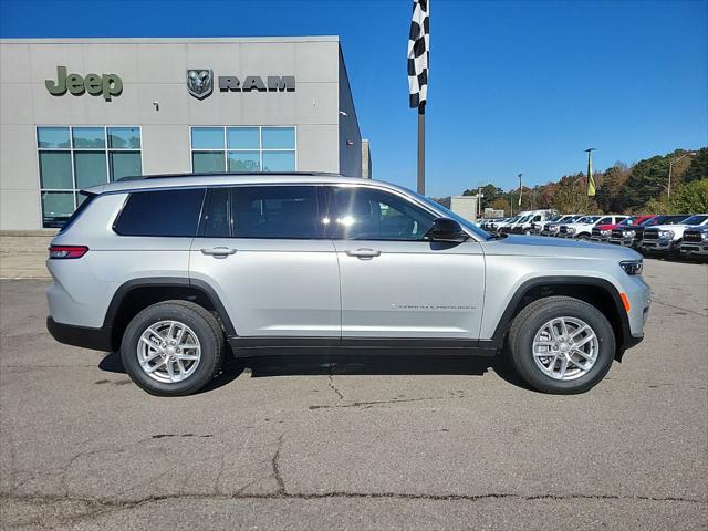 2025 Jeep Grand Cherokee GRAND CHEROKEE L LAREDO X 4X2