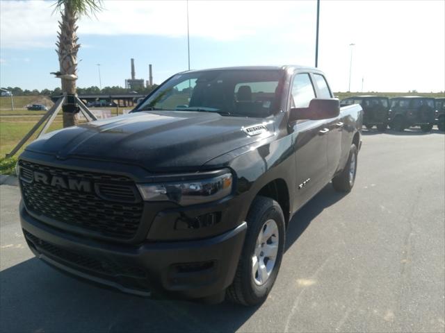 2025 RAM Ram 1500 RAM 1500 TRADESMAN QUAD CAB 4X2 64 BOX