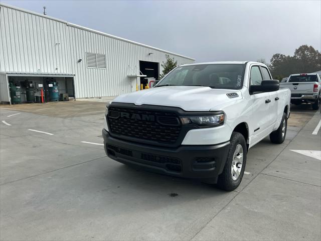 2025 RAM Ram 1500 RAM 1500 TRADESMAN QUAD CAB 4X2 64 BOX