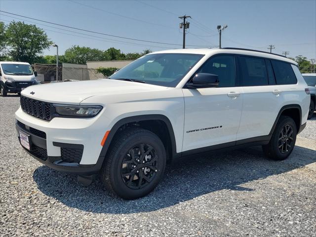 2025 Jeep Grand Cherokee GRAND CHEROKEE L ALTITUDE 4X4