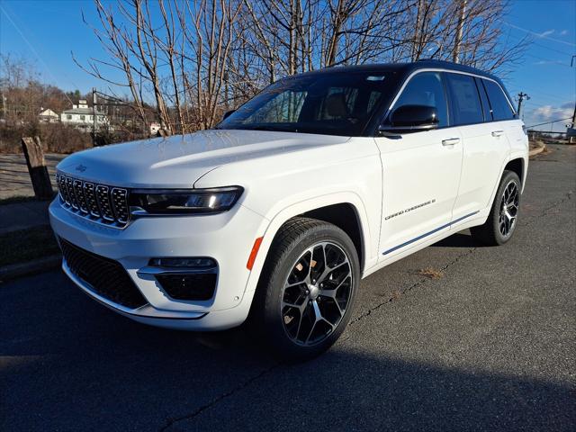 2025 Jeep Grand Cherokee GRAND CHEROKEE SUMMIT RESERVE 4X4