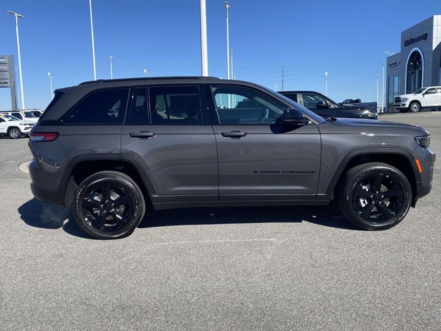 2025 Jeep Grand Cherokee GRAND CHEROKEE ALTITUDE X 4X4