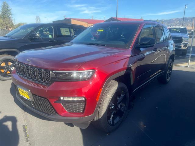 2025 Jeep Grand Cherokee GRAND CHEROKEE LIMITED 4X4