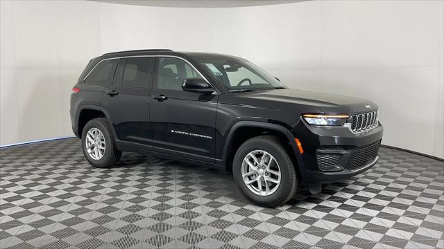 2025 Jeep Grand Cherokee GRAND CHEROKEE LAREDO X 4X2
