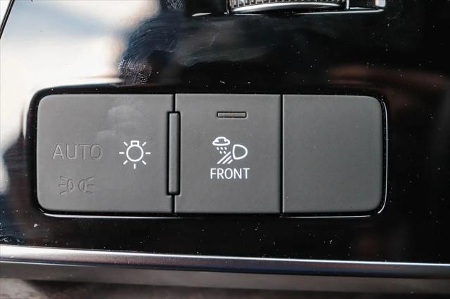 2023 Audi Q8 Premium 55 TFSI quattro Tiptronic
