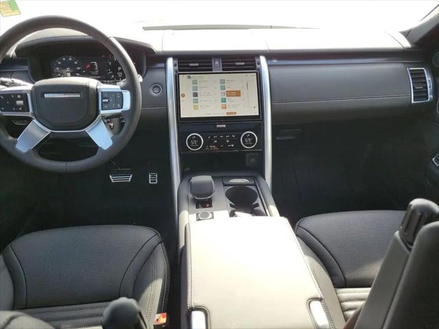 2025 Land Rover Discovery P360 Metropolitan Edition