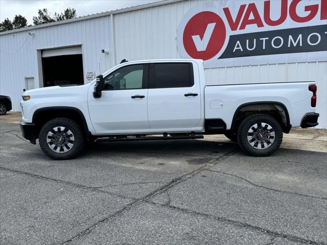 2022 Chevrolet Silverado 2500HD 4WD Crew Cab Standard Bed Custom