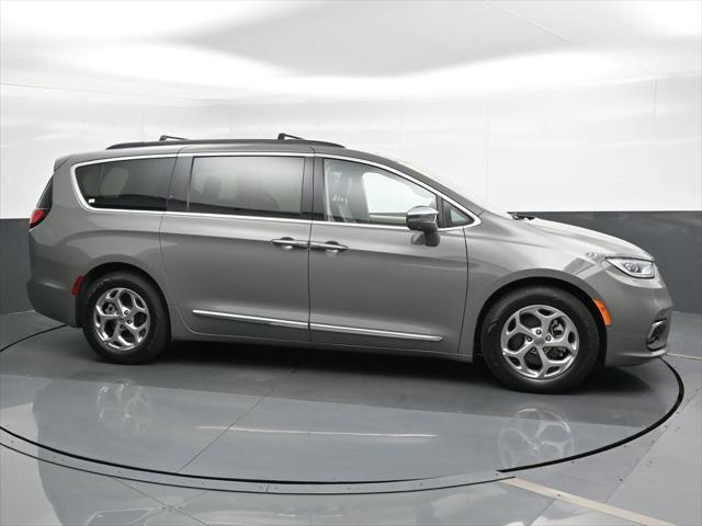 2022 Chrysler Pacifica Limited