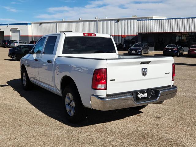 2022 RAM 1500 Classic SLT Crew Cab 4x2 57 Box 2022 RAM 1500 Classic SLT Crew Cab 4x2 57 Box