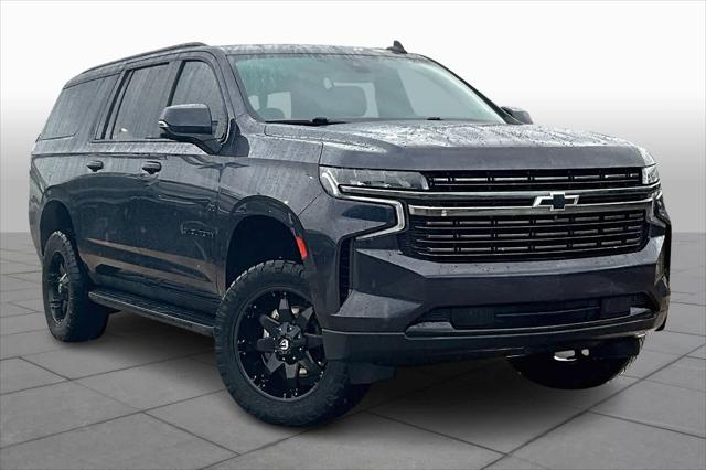 2022 Chevrolet Suburban 4WD RST