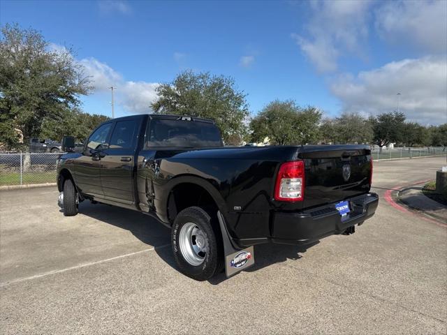 2024 RAM 3500 Tradesman Crew Cab 4x4 8 Box