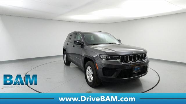 2023 Jeep Grand Cherokee Laredo 4x4