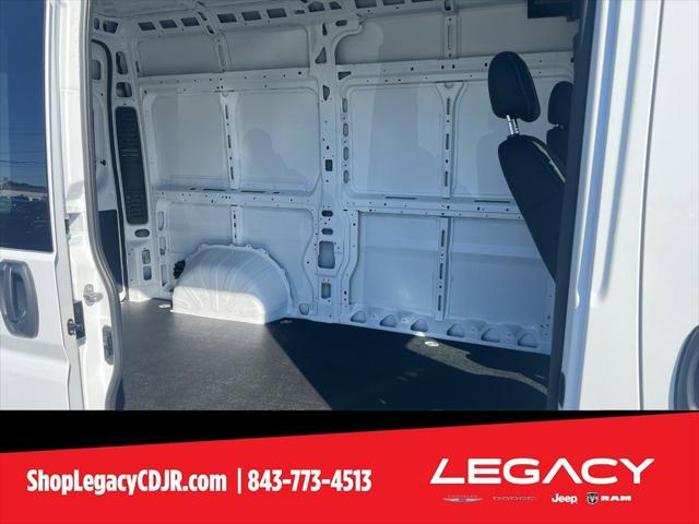 2025 Ram ProMaster Cargo Van SLT High Roof 136" WB