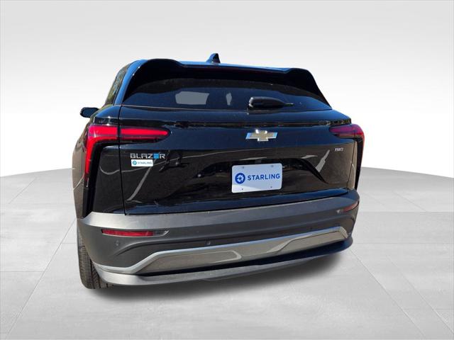 2025 Chevrolet V Blazer LT AWD