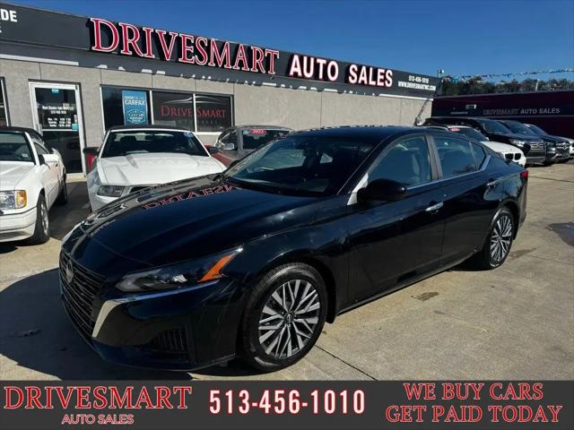 2023 Nissan Altima SV FWD for sale in West Chester, OH