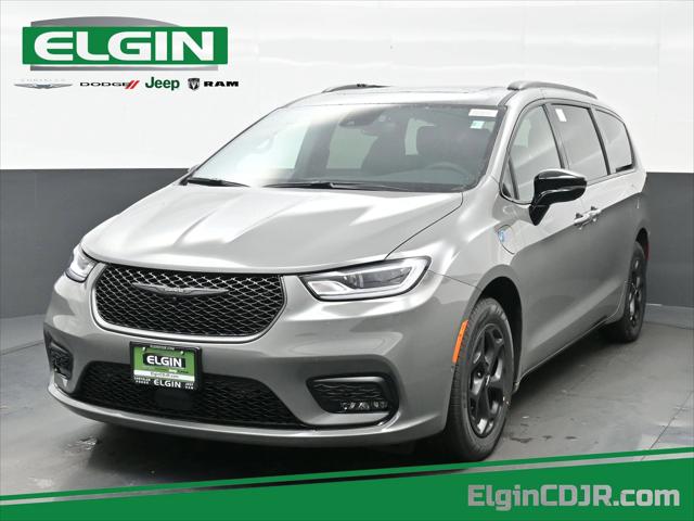2025 Chrysler Pacifica Hybrid PACIFICA PLUG-IN HYBRID S APPEARANCE