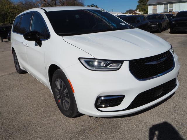 2025 Chrysler Pacifica Hybrid PACIFICA PLUG-IN HYBRID SELECT